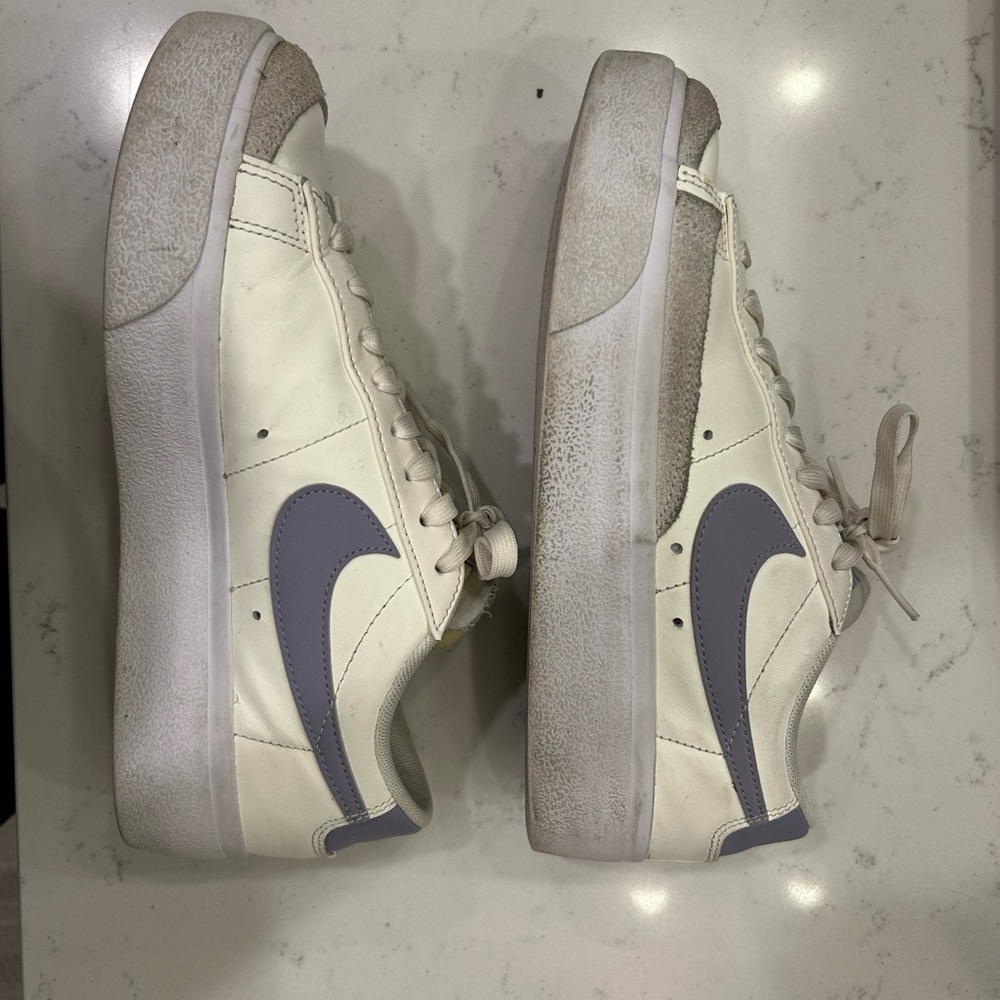 Nike Blazer Low Platform Sneaker 8.5 Womens